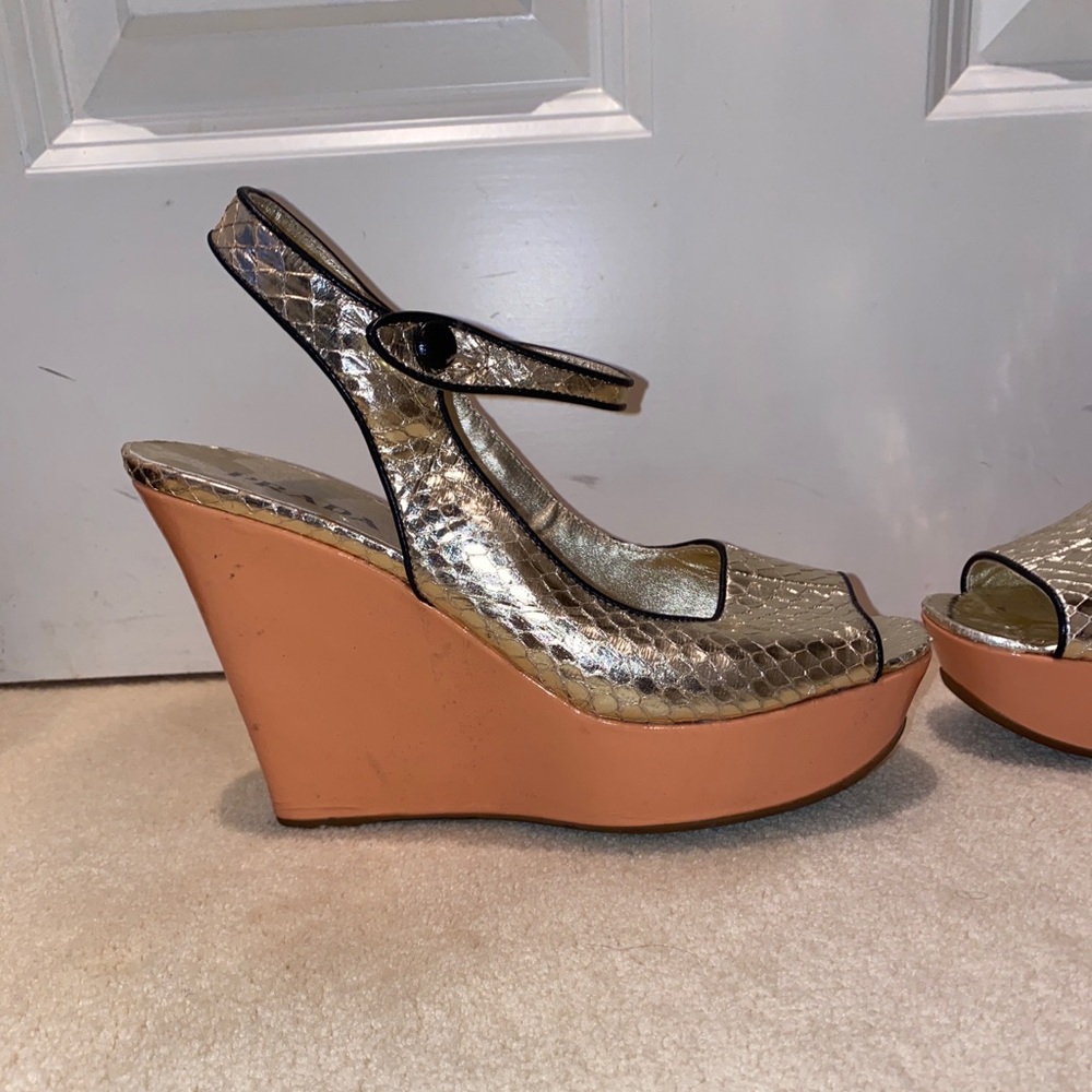 Prada gold sling back peep toe wedge with black trim size 7